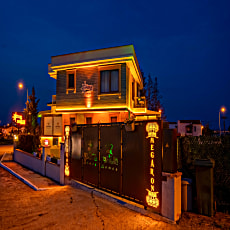 Cunda Pusula by Megaron Homes